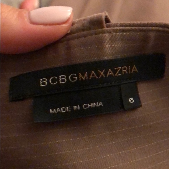 BCBG Khaki Pin-Stripe Pant - Picture 4 of 4